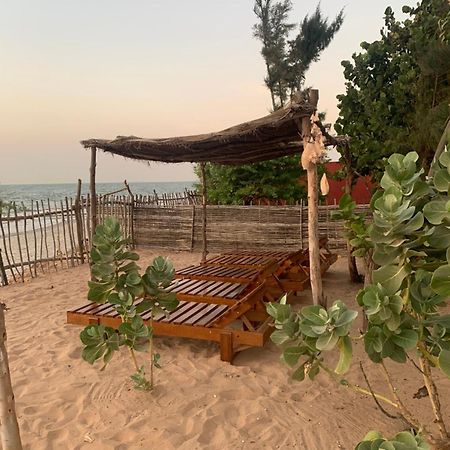 Case Beach Ngalou Sessene Extérieur photo