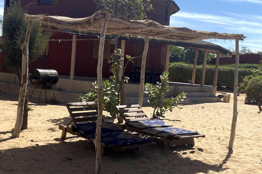 Case Beach Ngalou Sessene Extérieur photo